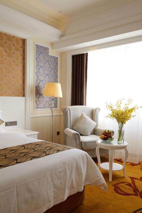 Ramada Encore Wyndham Nanning City Center Qingxiu Kültér fotó